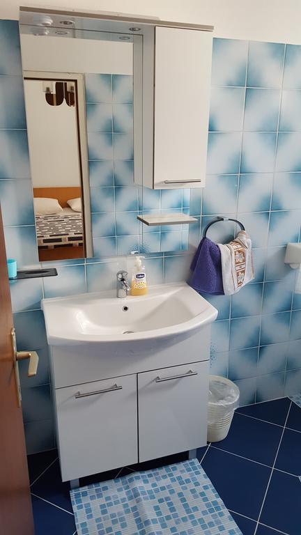 Matusanka Apartment Banjol Екстер'єр фото