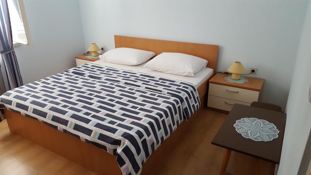 Matusanka Apartment Banjol Екстер'єр фото