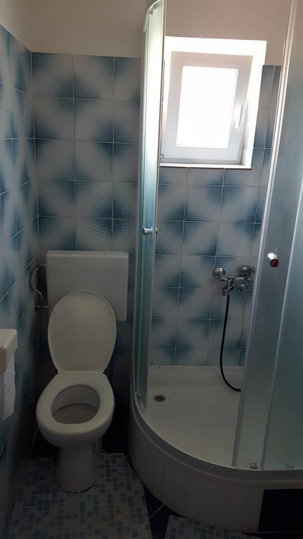 Matusanka Apartment Banjol Екстер'єр фото