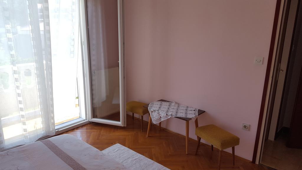 Matusanka Apartment Banjol Екстер'єр фото